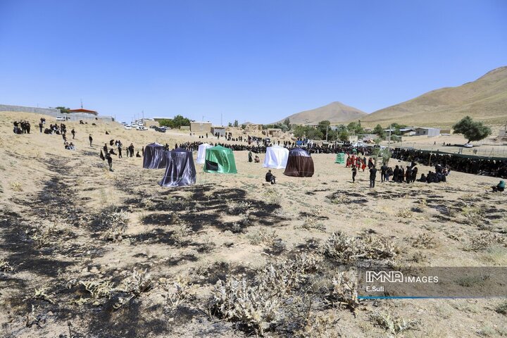 بازسازی واقعه روز عاشورا در روستای ساکی