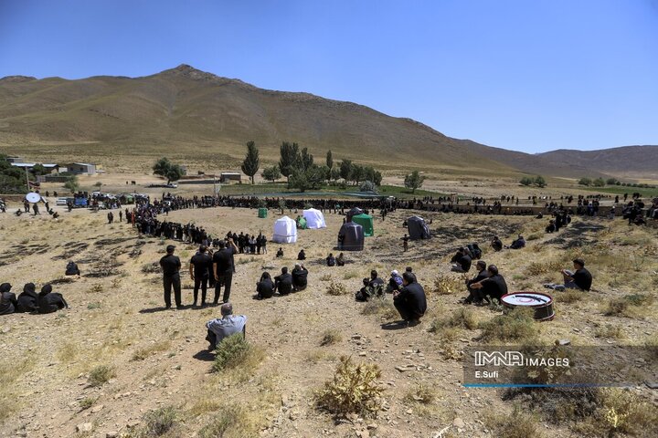 بازسازی واقعه روز عاشورا در روستای ساکی