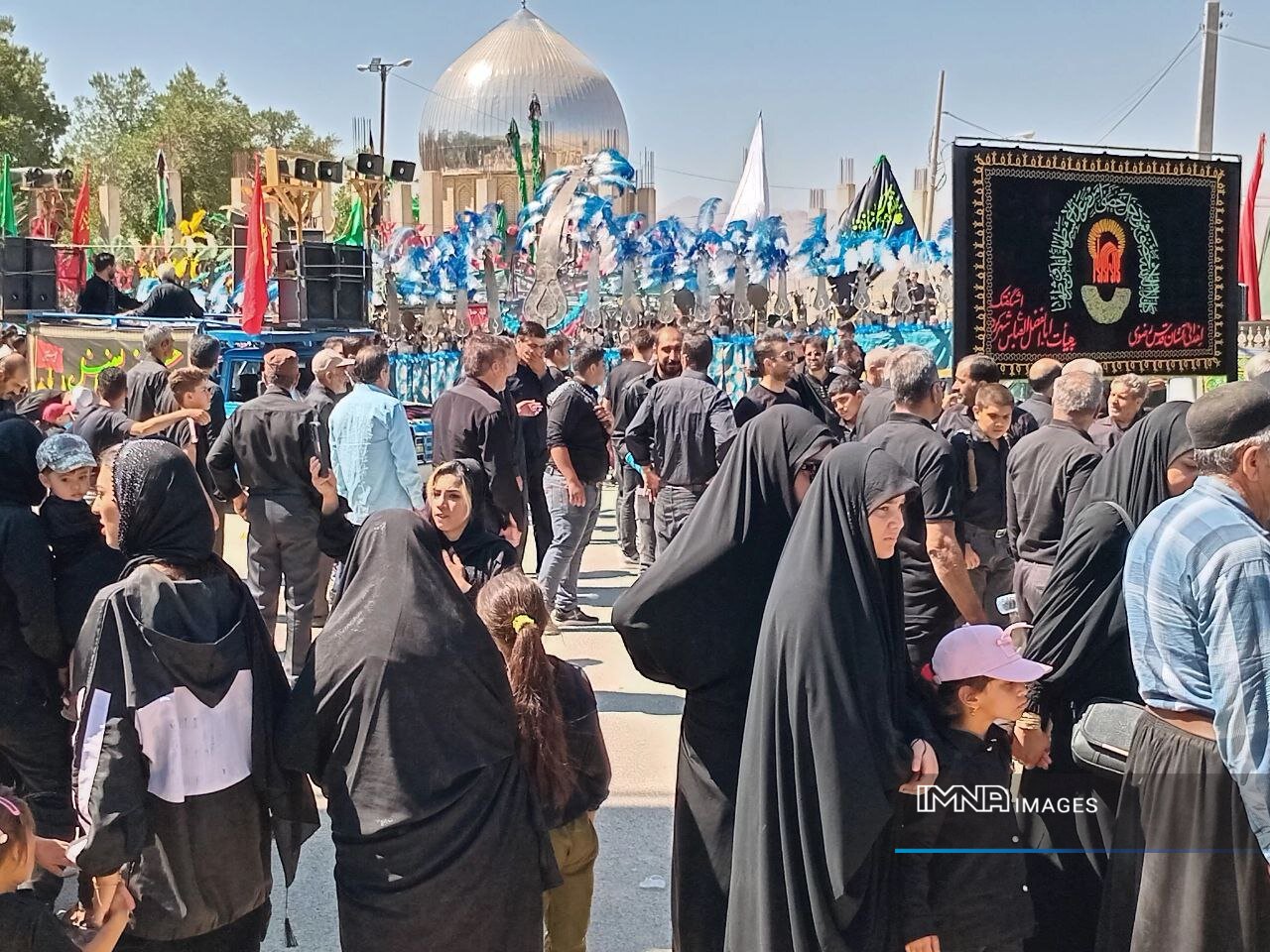 سینهزنان آمدیم آقا سلام علیک، چشم گریان آمدیم آقا سلام علیک + فیلم