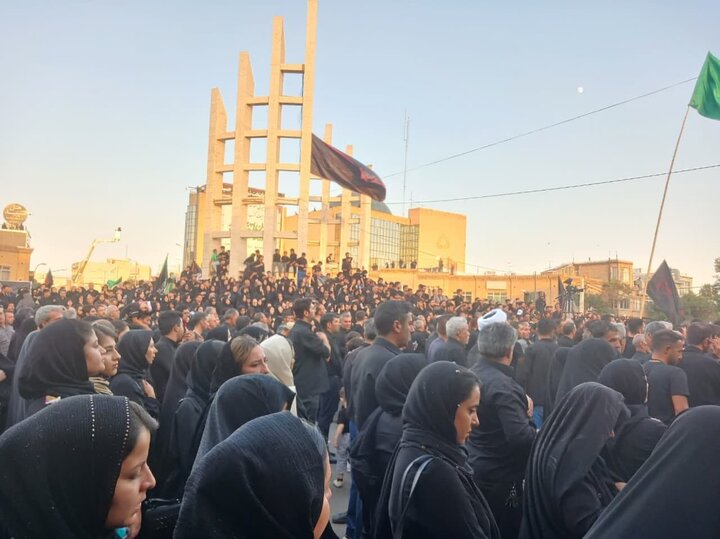 فیلم| اجتماع زینبیون زنجان به یاد شیر زن دشت کربلا