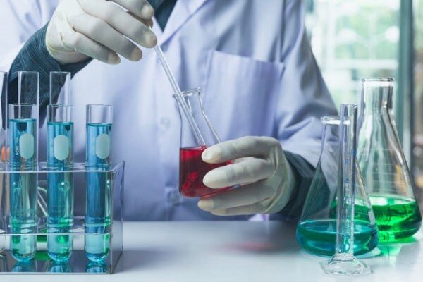 تاریخ روز علوم آزمایشگاهی