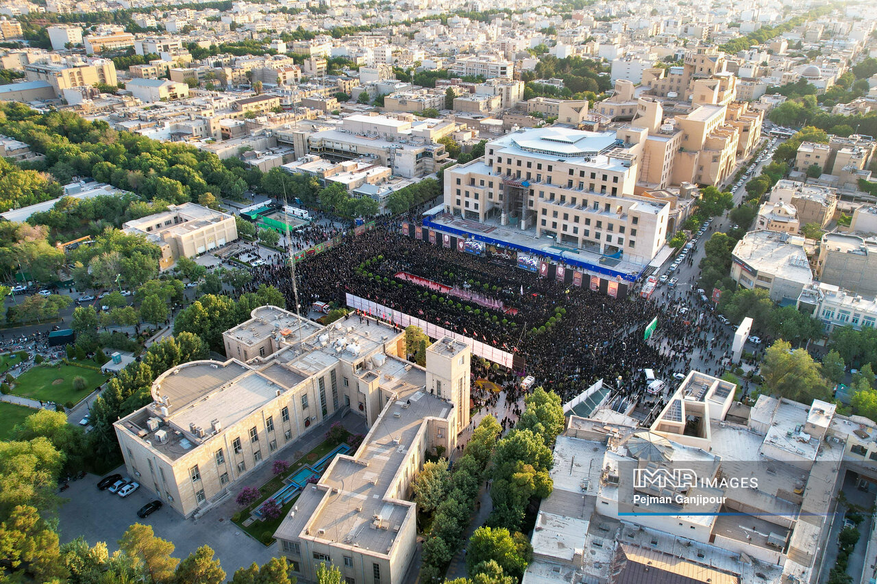 دلهای داغدار، چشمان اشکبار؛ طنین یاحسین (ع) در قلب اصفهان