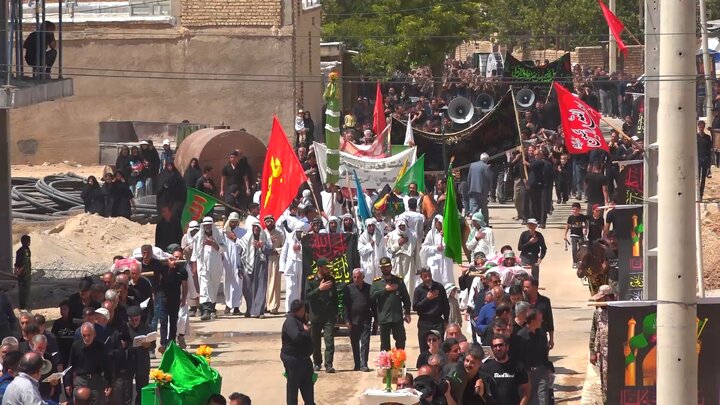 تعزیهخوانی قوم بنیاسد به قدمت بیش از ۸۰ سال در سمیرم + فیلم تعزیهخوانی قوم بنیاسد به قدمت بیش از ۸۰ سال در سمیرم + فیلم