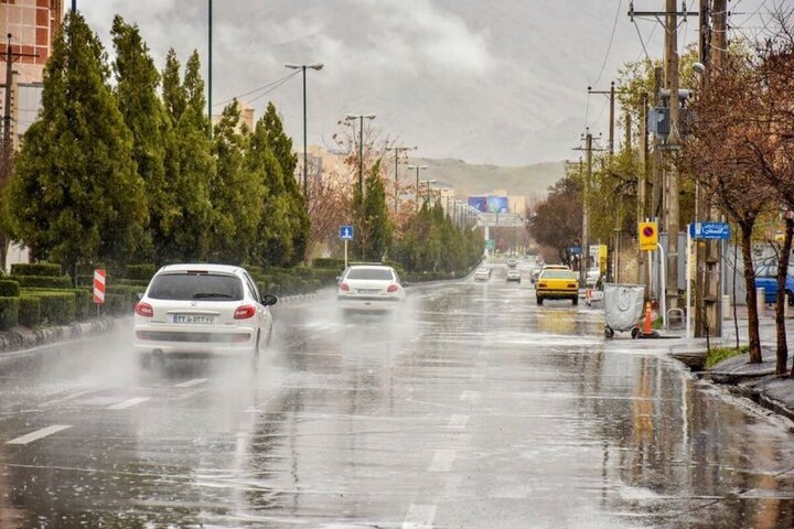 چاره‌اندیشی شهرداری کرمان برای رفع آب‌گرفتگی معابر در زمستان