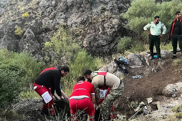 انتقال گردشگر فوت شده در ارتفاعات روستای اردها به شهرستان سراب