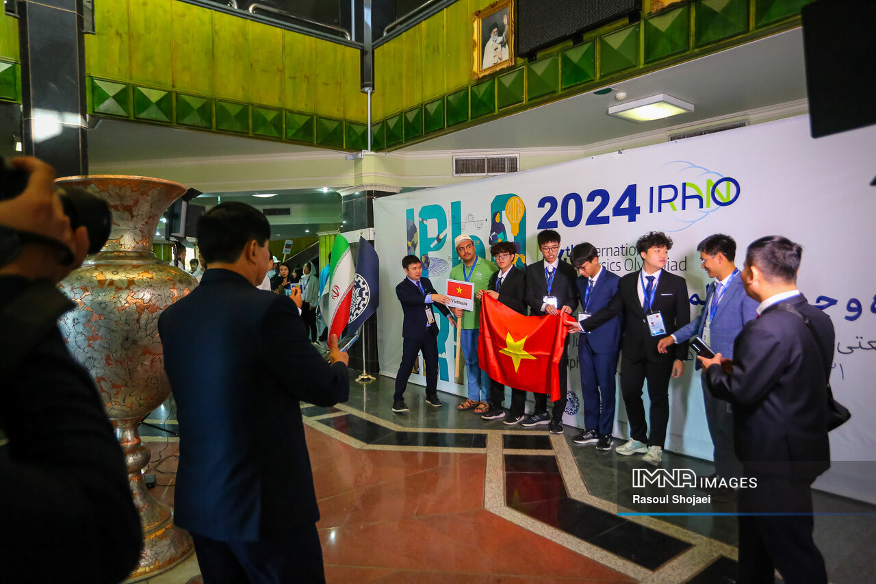 صلحآمیزترین دپپلماسی