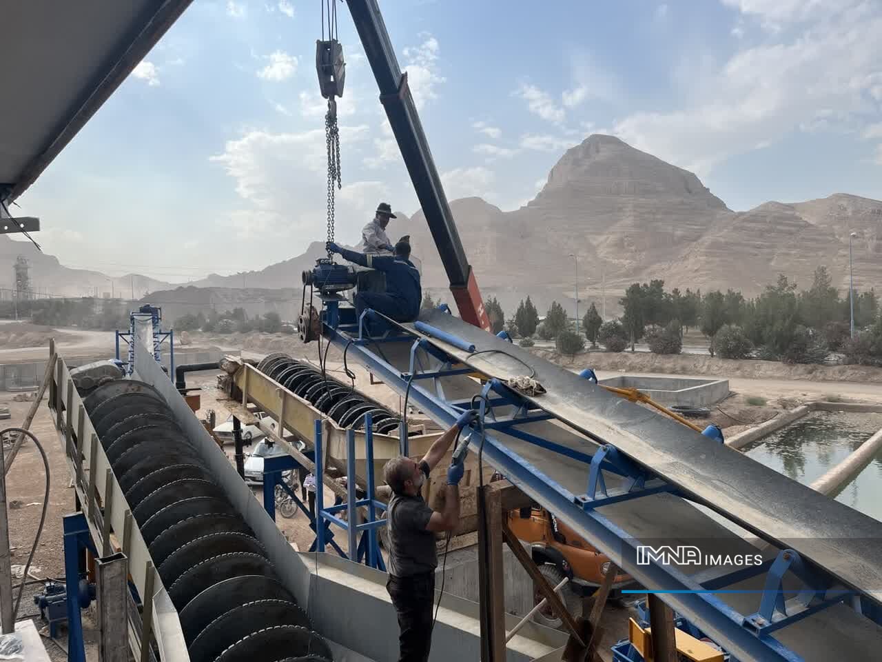 توسعه خط تولید ماسهشویی مجتمع تولیدی صفه