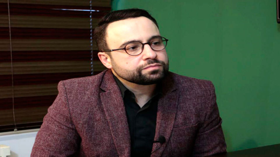 بیوگرافی، مواضع و حواشی ۳۱ عضو شورای راهبری