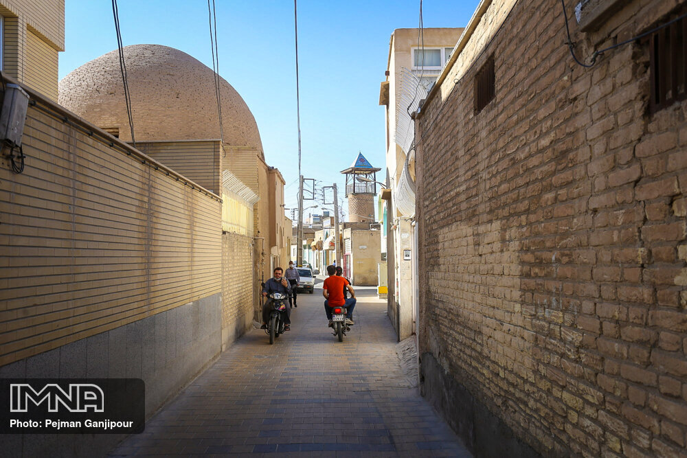 هویت محلهای؛ ریشهها و پیوندها