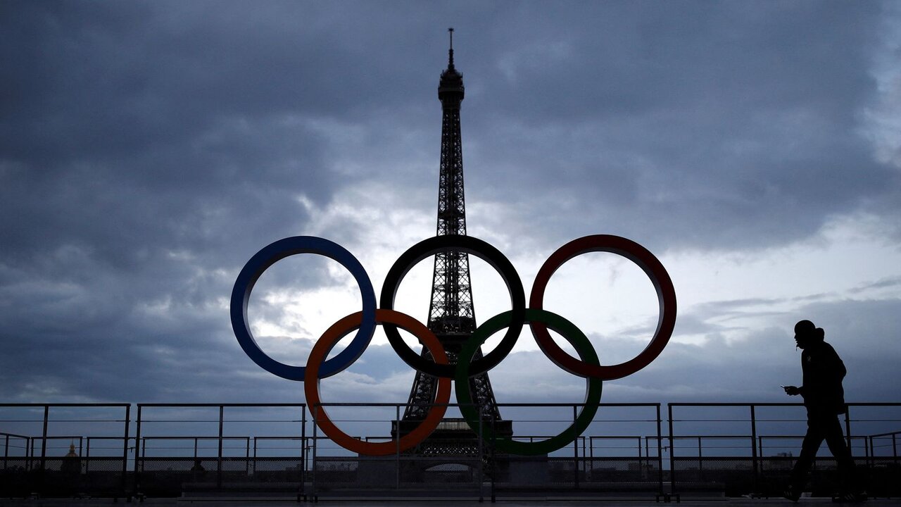 افتتاح المپیک پاریس ۲۰۲۴ در هوای بارانی