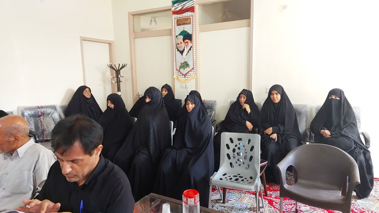 نماز جمعه باعث ارتقا سطح معرفت دینی و سیاسی مردم میشود