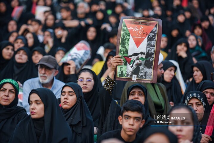 اجتماع دختران انقلاب در ورزشگاه آزادی