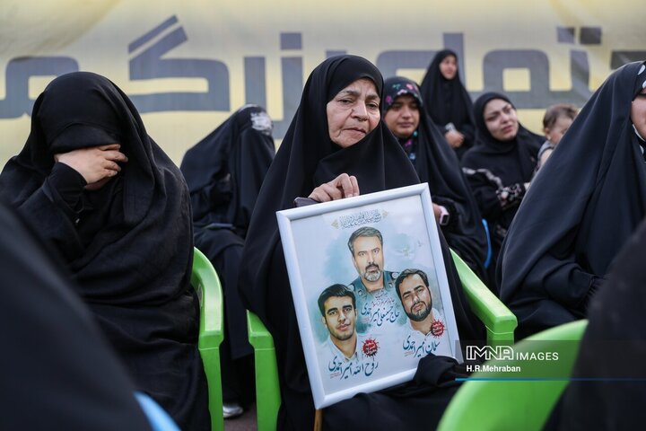 اجتماع دختران انقلاب در ورزشگاه آزادی