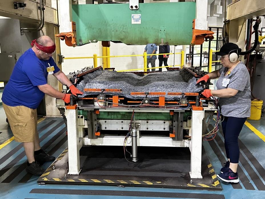 از ضایعات به ارزش؛ زندگی جدید منسوجات بازیافتی