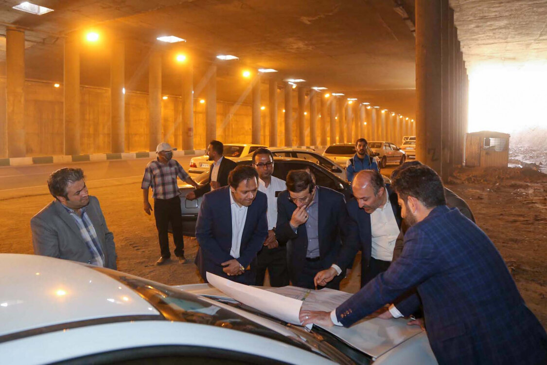 حذف خط B متروی قم امکانپذیر نیست/ منوریل نباید رها شود