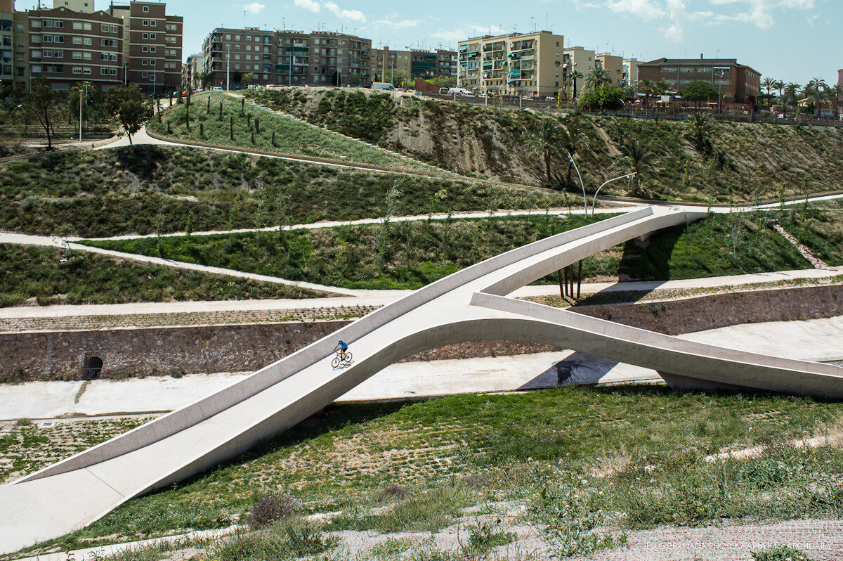 رکابزنی در مسیر فراموشی