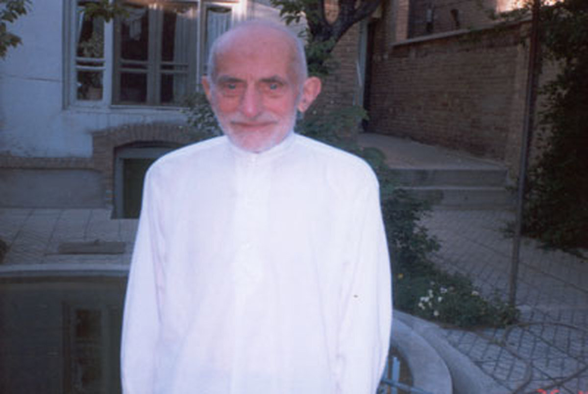 اولین کسی که توضیحالمسائل را به نثری ساده و روان نوشت