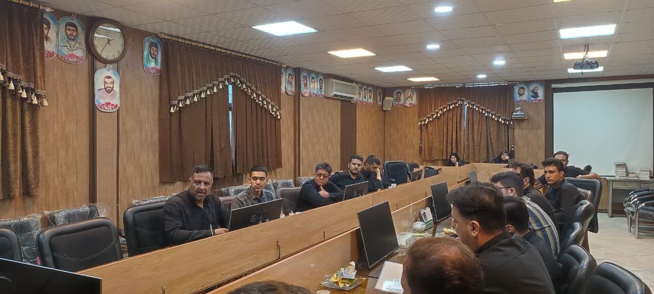 مردم شهرستان خمینیشهر ولایی و محب اهلبیت (ع) هستند