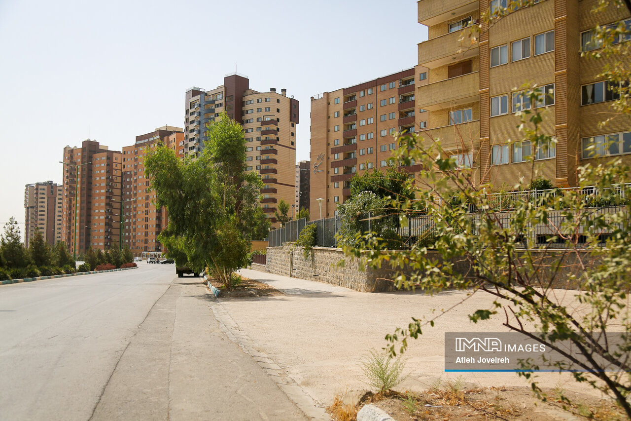 وقتی آسمان پشت برجها گم میشود