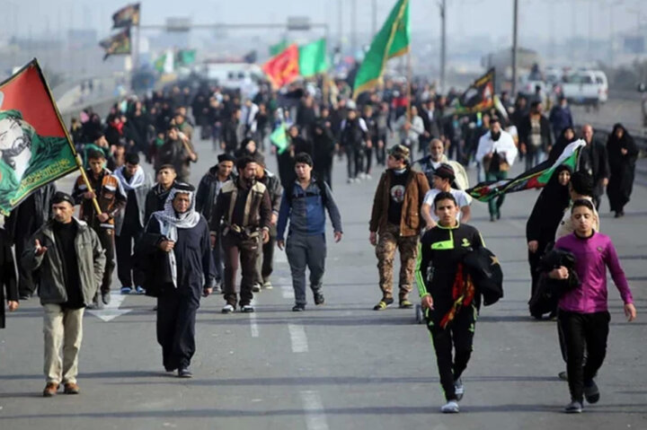 آماده‌سازی جاده‌ها و پارکینگ‌های مریوان برای تسهیل در تردد زائران اربعین