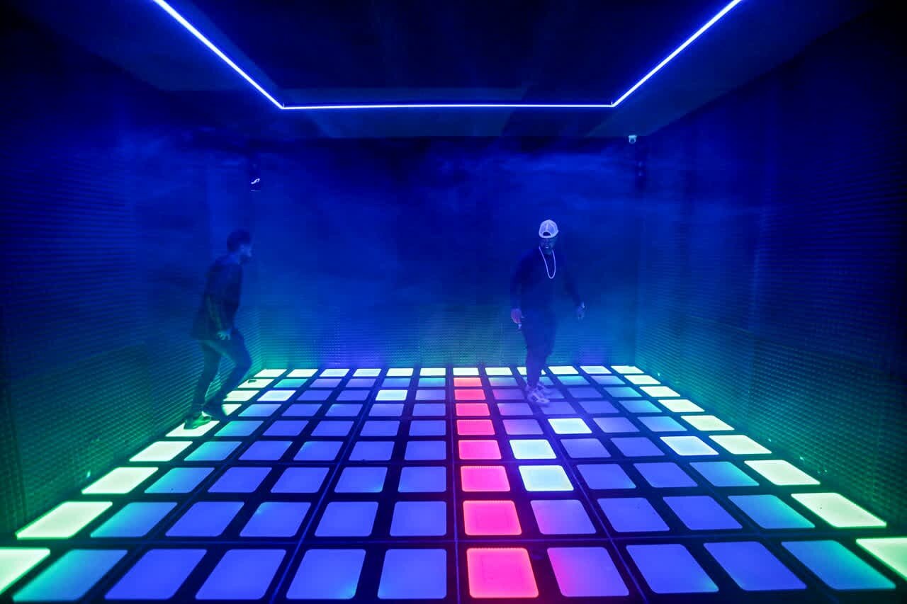 استقبال بیش از ۳۵ هزار نفر از نخستین اکتیو گیم ایران و بزرگترین سالن ویآرلند اصفهان