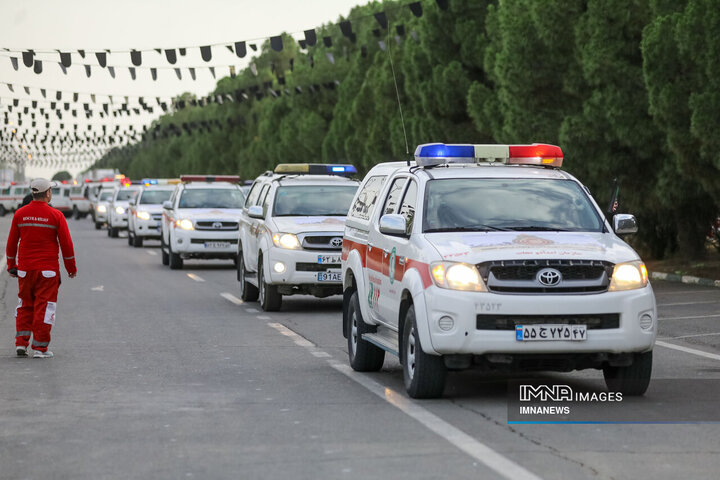 آیین بدرقه کاروان بهداشت و درمان و امداد و نجات هلال احمر در اربعین