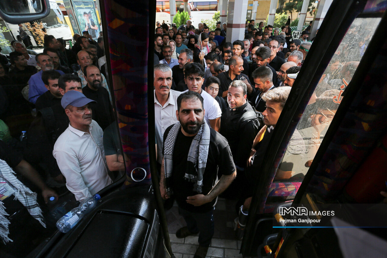 گذر از ۱۴۵۰ کیلومتر برای خدمترسانی به زائران امام حسین (ع)