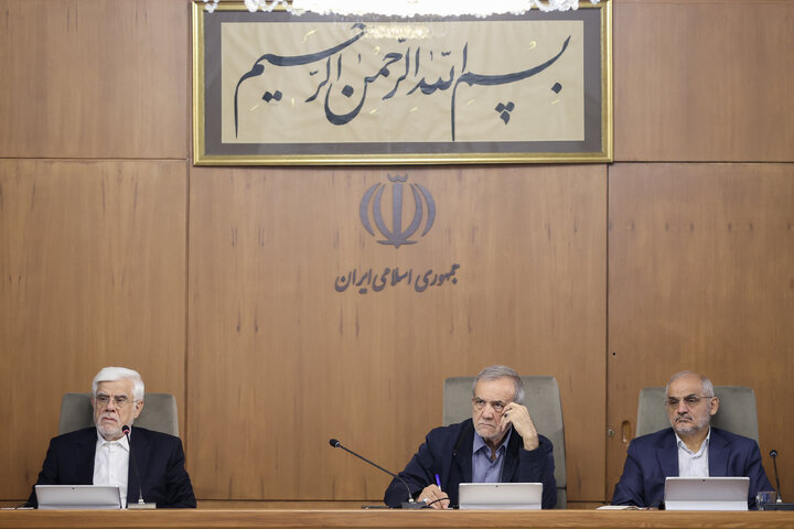 رئیس‌جمهور بر حمایت و پشتیبانی ویژه از افتخارآفرینان ورزشی کشور تاکید کرد