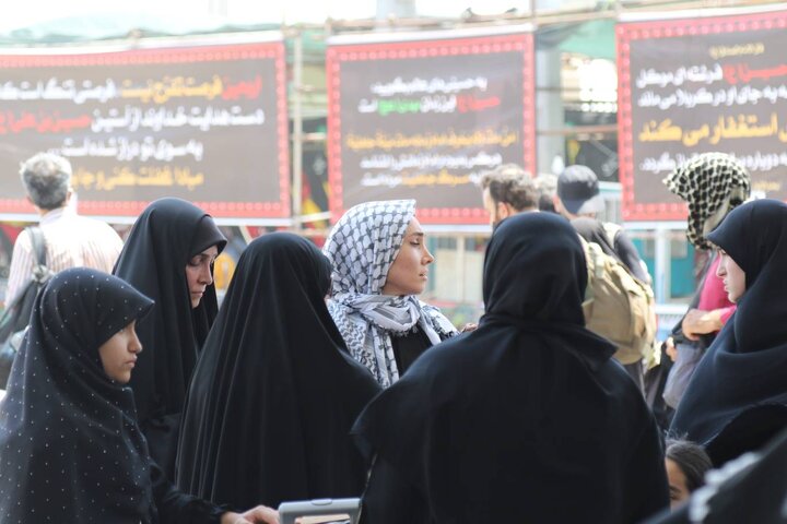 فیلم| حضور گسترده زائران در مرز بین‌المللی مهران