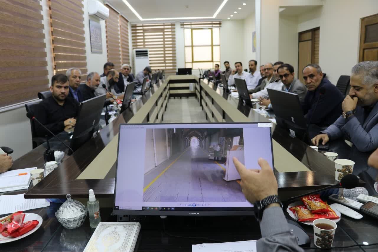 برخورد قانونی با مغازهداران متخلف سد معبر در بازار اصفهان