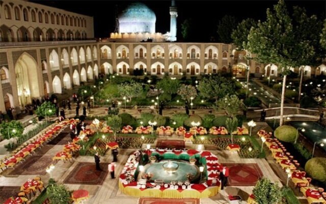 رزرو هتل عباسی اصفهان از وب سایت اسنپ تریپ رزرو هتل عباسی اصفهان از وب سایت اسنپ تریپ