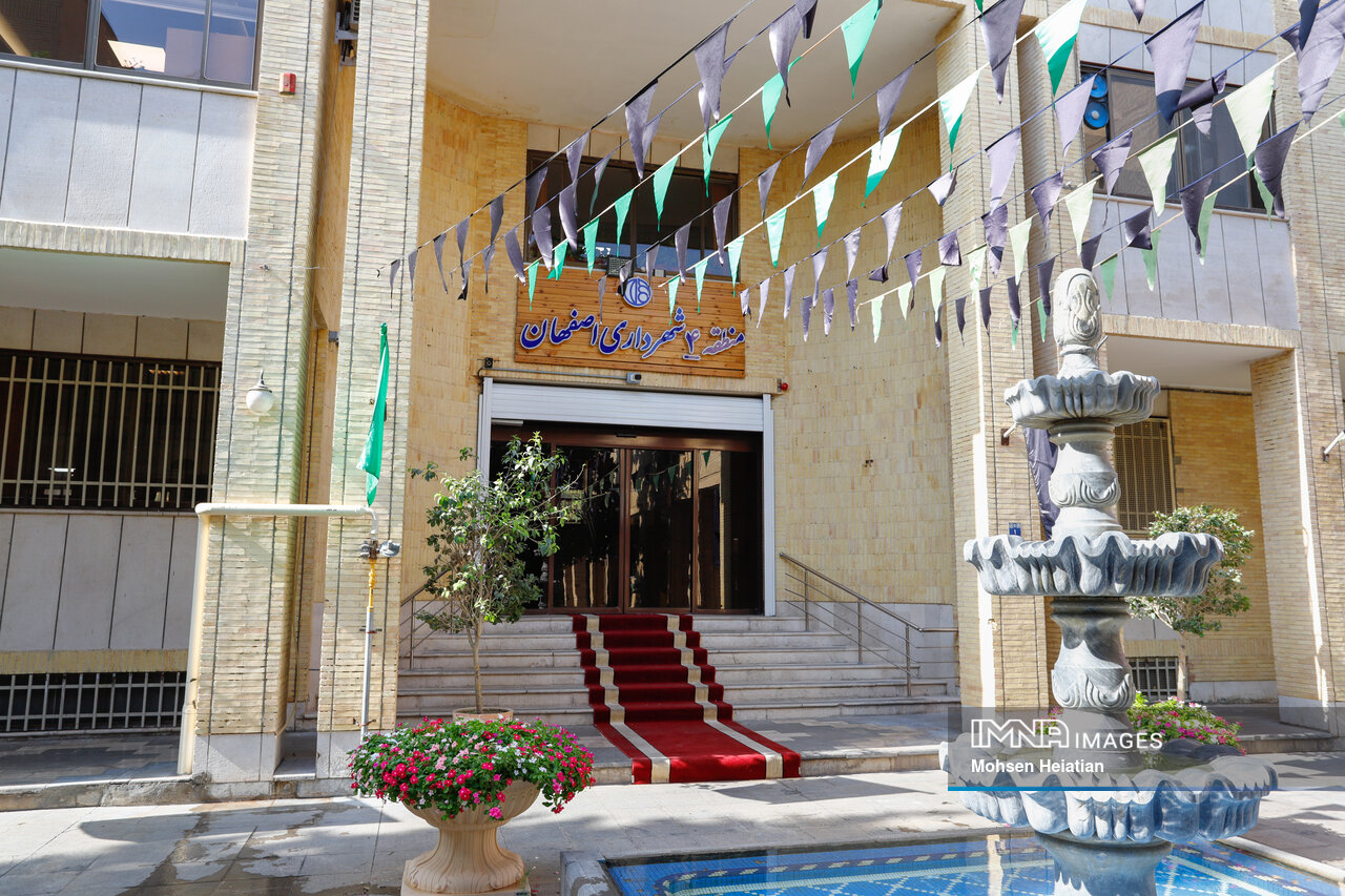 پیگیر نظام تدقیق ارتفاعات منطقه ۴ اصفهان هستیم/«تپه اشرف» ساماندهی و نورپردازی میشود