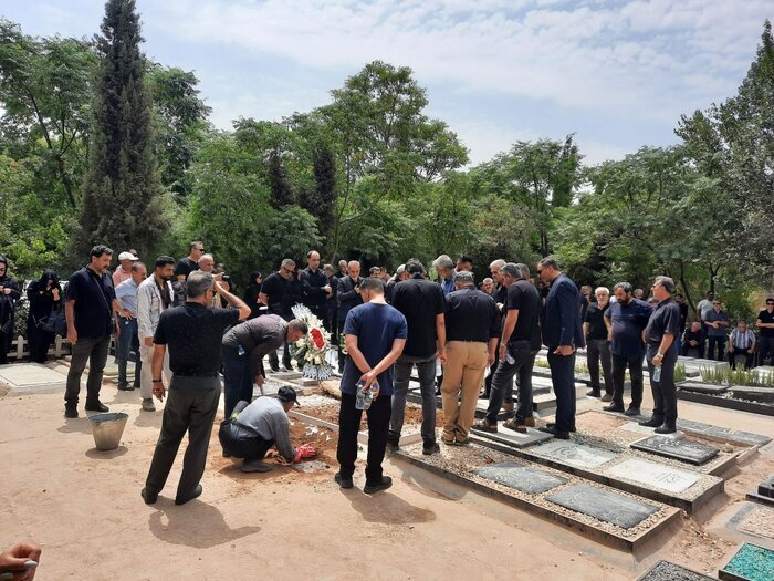 پیکر فتحالله طاهری تشییع شد