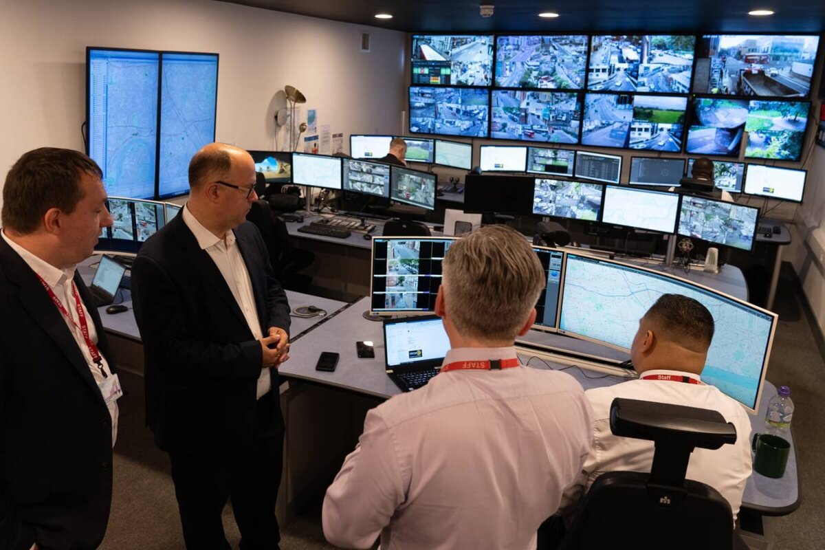 مدیریت هوشمند آب به روش باغ وحش بارسلونا / احیای هنر قدیمی نورپردازی ساختمانها در ایتالیا