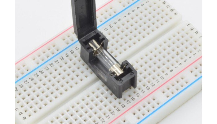 نقش فیوزها در افزایش ایمنی و قابلیت اطمینان سیستمهای برقی نقش فیوزها در افزایش ایمنی و قابلیت اطمینان سیستمهای برقی