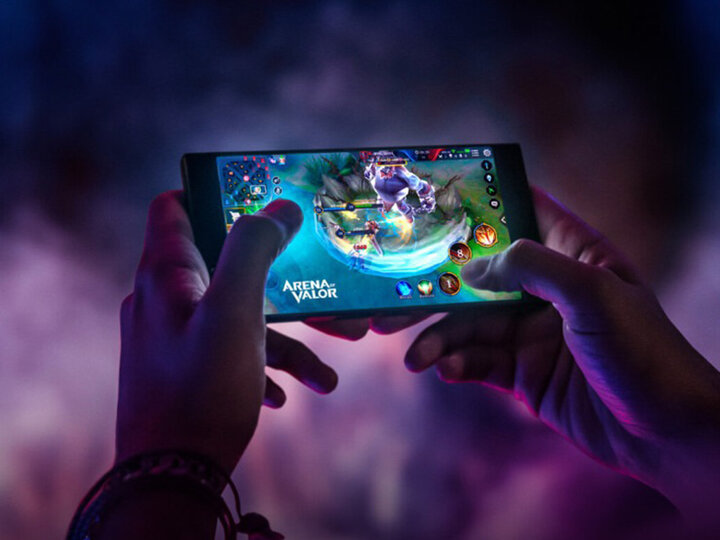 8 تا از بهترین گوشی های مناسب گیم 8 تا از بهترین گوشی های مناسب گیم