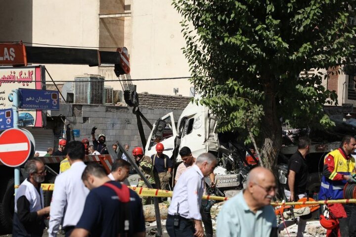 بی‌احتیاطی راننده تریلر با یک کشته و ۴ مصدوم در پایتخت