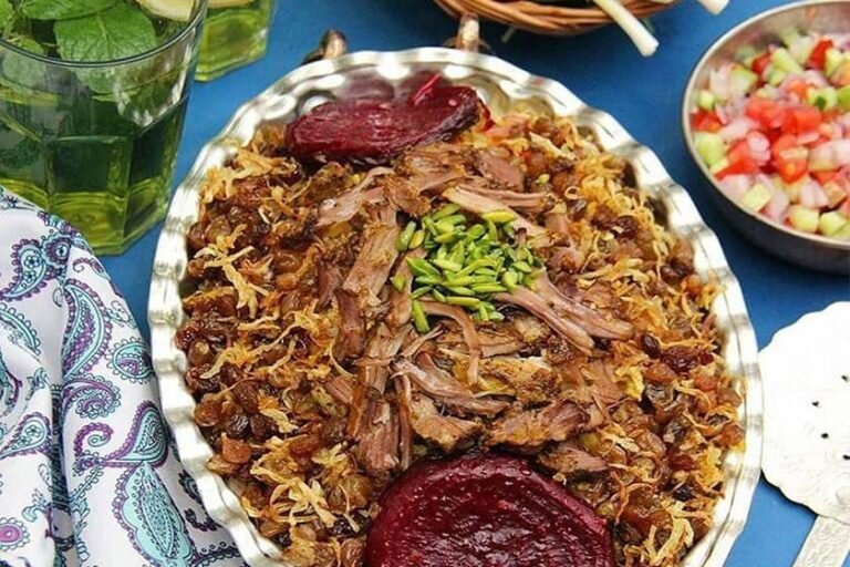 سفری به سفرههای محلی