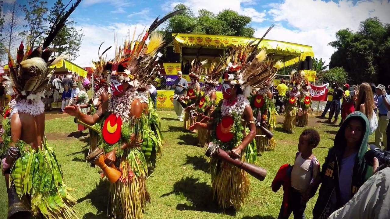 آشنایی با فرهنگ عجیب بومیان پاپوآ گینهنو