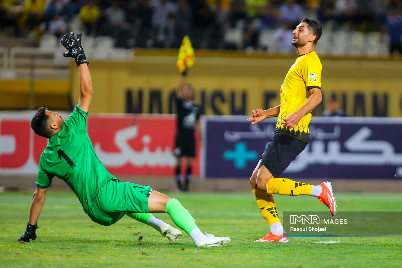 بهدنبال خانه اجارهای برای ۹۰ دقیقه فوتبال