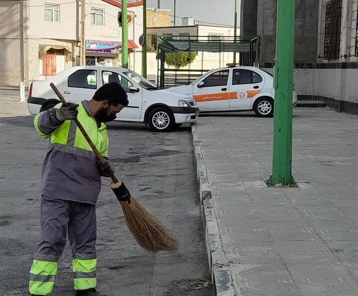 اجرای عملیات پاکسازی مسیر پیاده‌روی دلدادگان اربعین حسینی(ع)