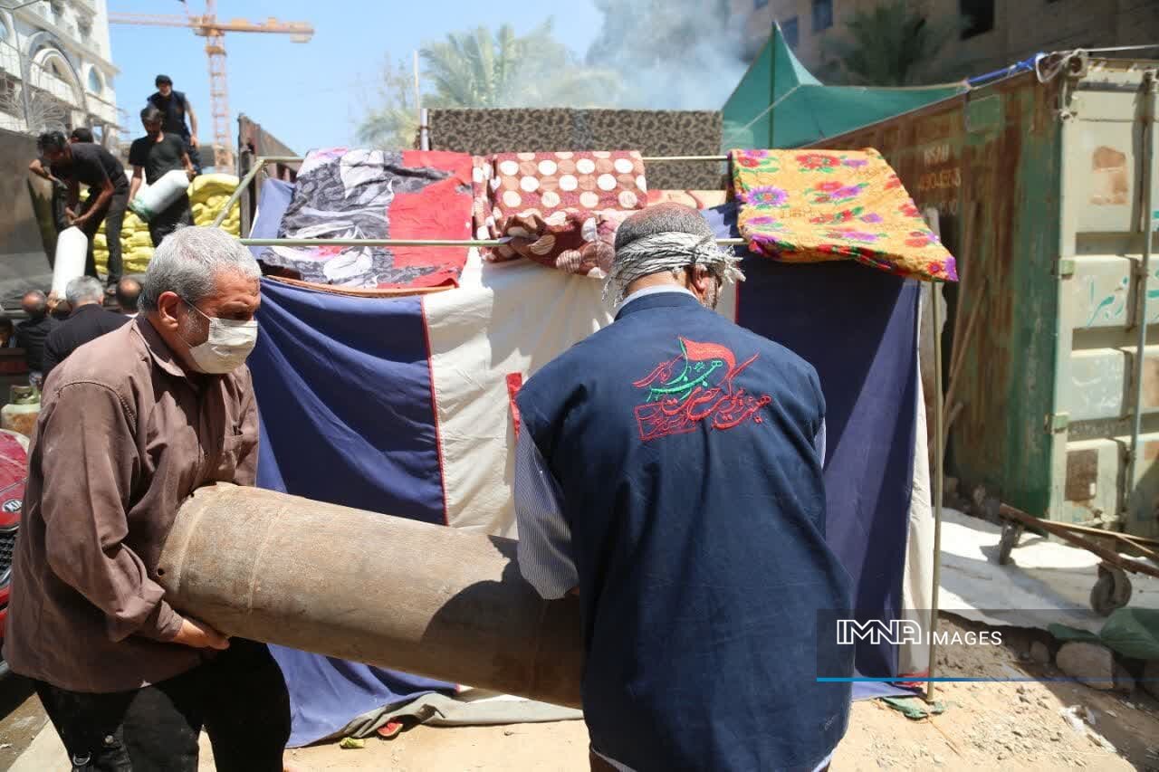 این موکب برای خادمان، شعبهای از ضریح ششگوشه است