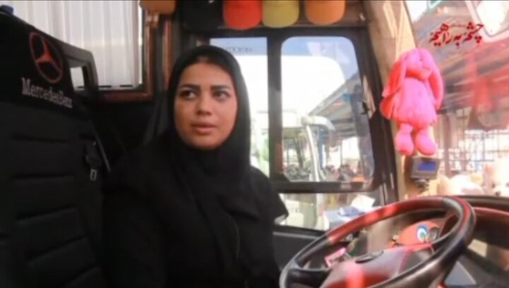 فیلم | گفت‌وگو با بانوی راننده اتوبوس در مرز مهران