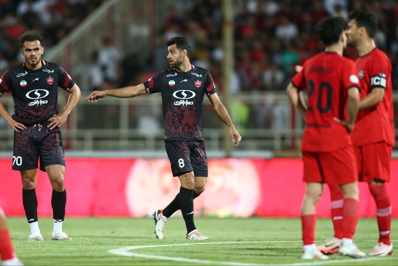 VAR در فوتبال ایران یک شوآف است/ کمک داور ویدئویی به تیمها کمک نکرده است