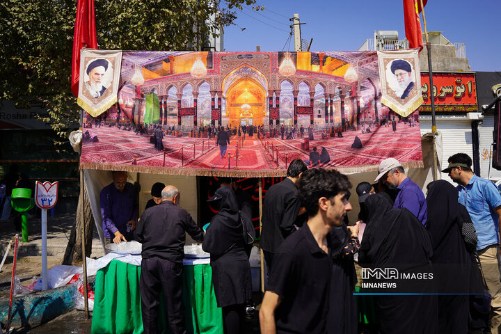 Echoes of Karbala: Iran's Arbaeen Simulations
