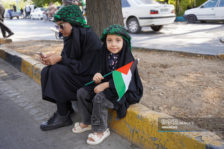 یاد فلسطین همراه با جاماندگان اربعین حسینی