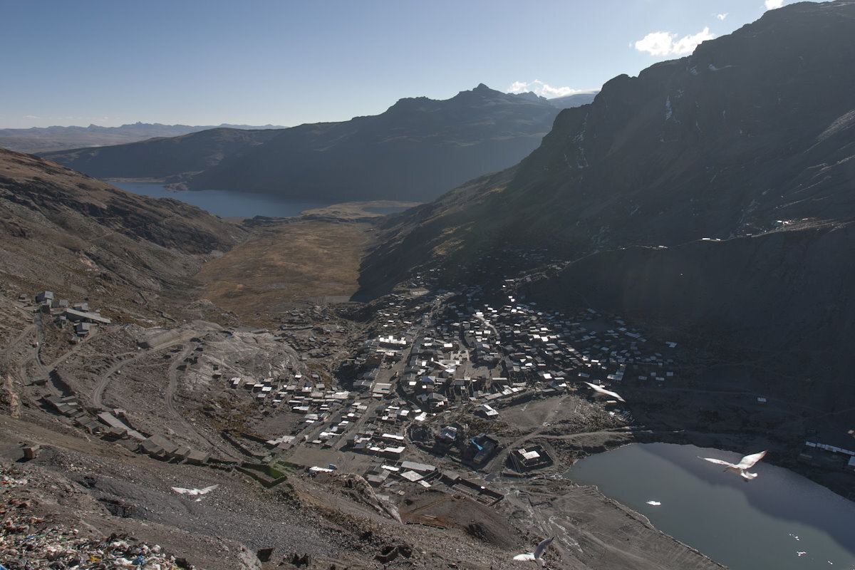 چالشهای زندگی در بلندترین شهر جهان