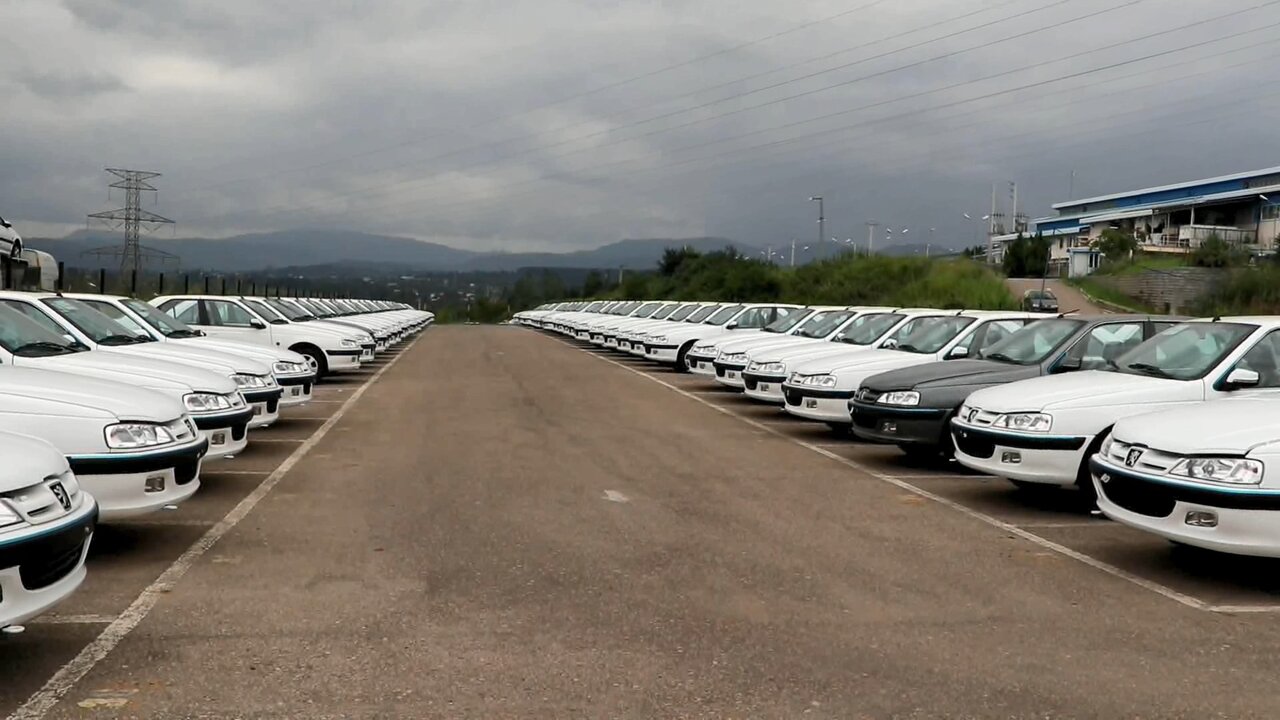 تأثیر مذاکرات ایران و آمریکا بر بازار خودرو؛ واکنش مثبت یا موقت؟