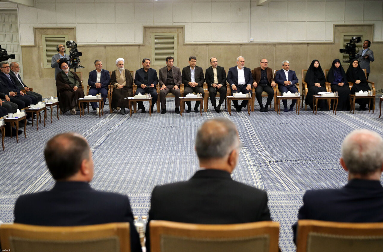 ۱۳ توصیه کلیدی برای آغاز راه دولت چهاردهم