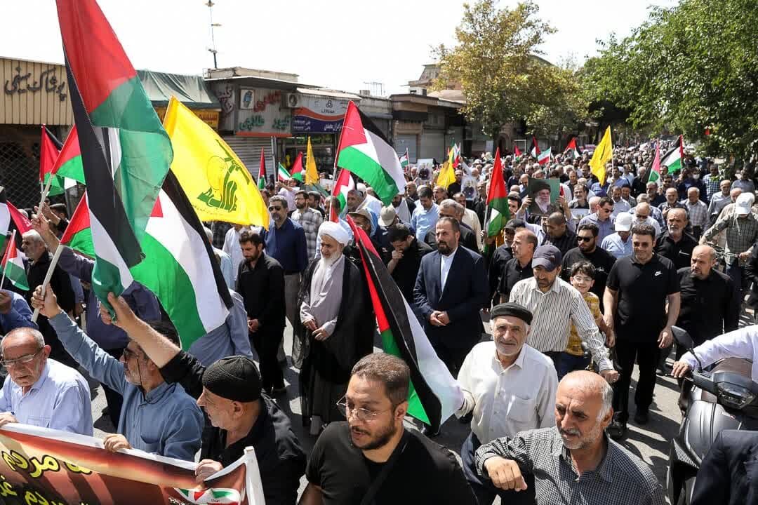 برگزاری راهپیمایی جمعه خشم در قزوین + تصاویر
